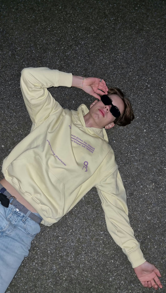 YELLOW HOODIE SHINE