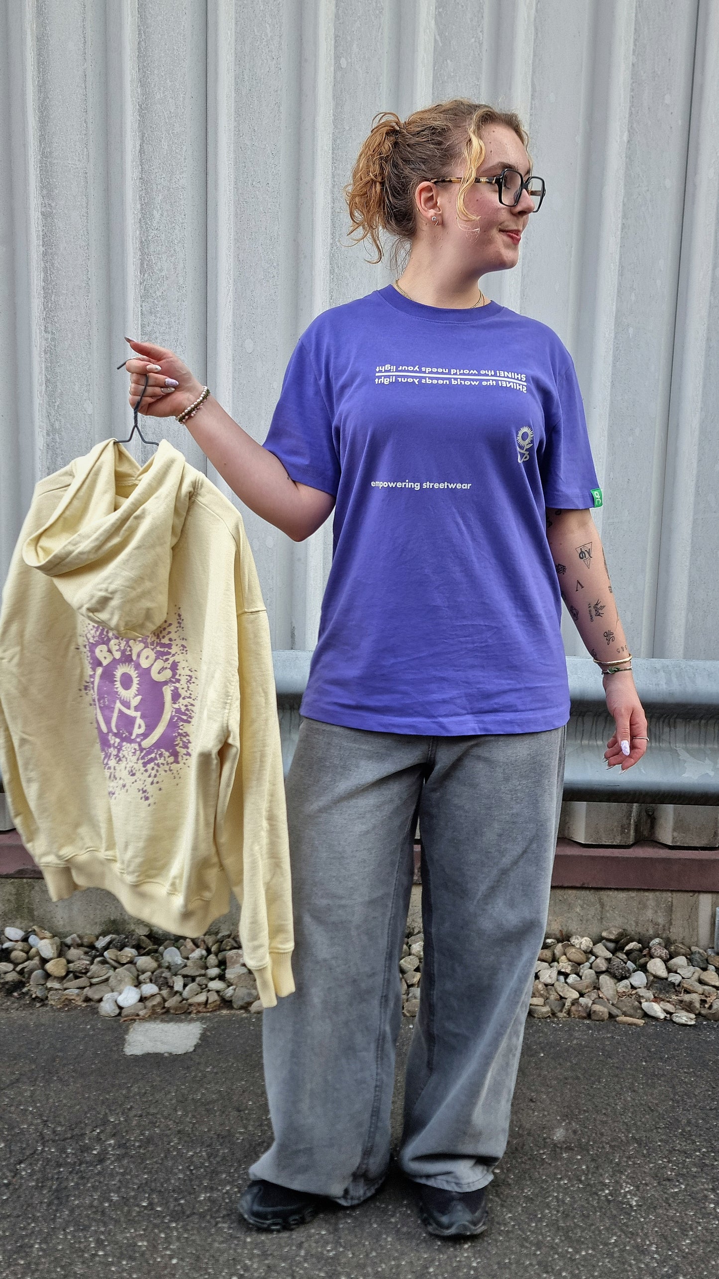 PURPLE T-SHIRT SHINE