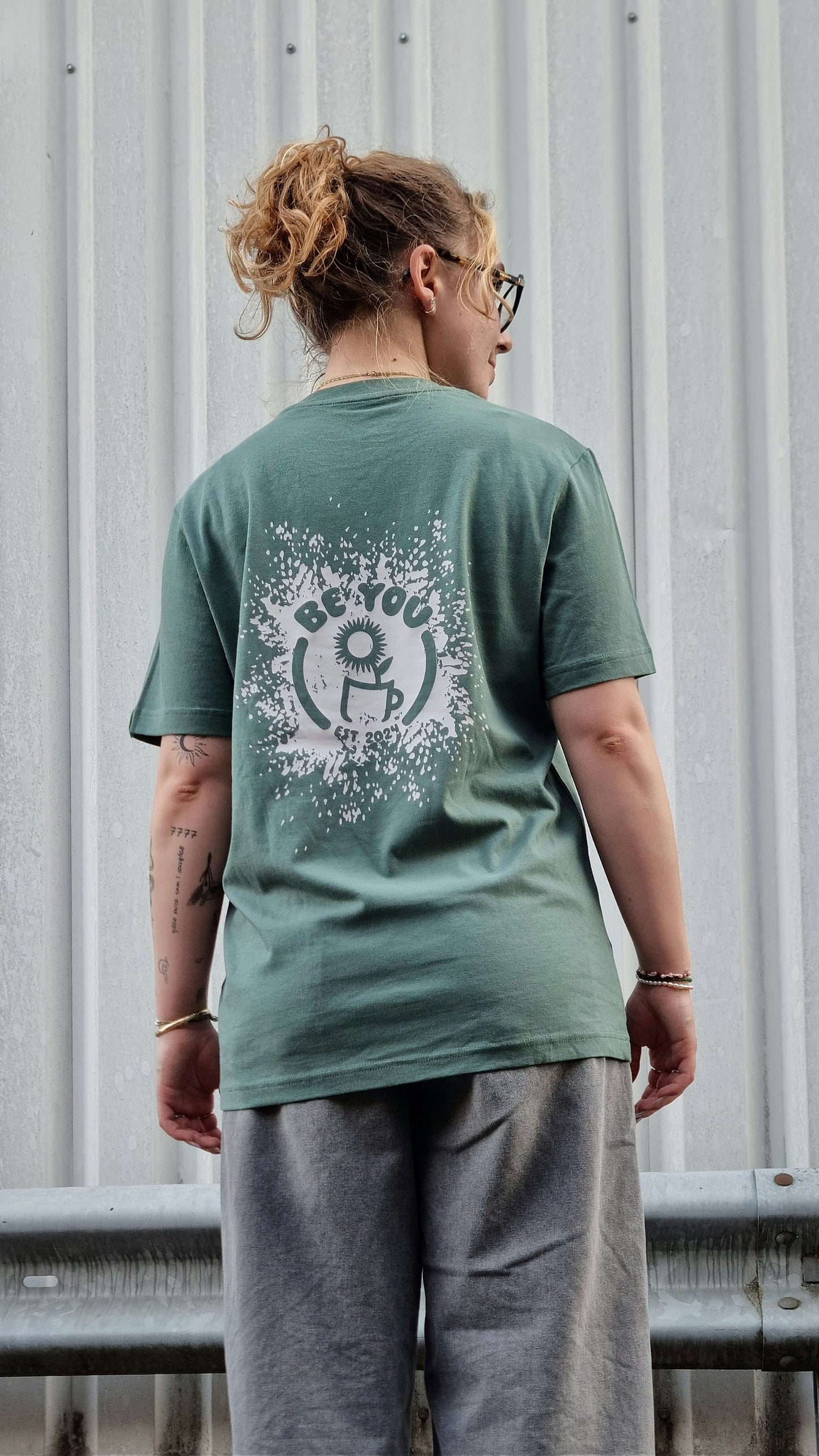 BOTTLE GREEN T-SHIRT GRASS
