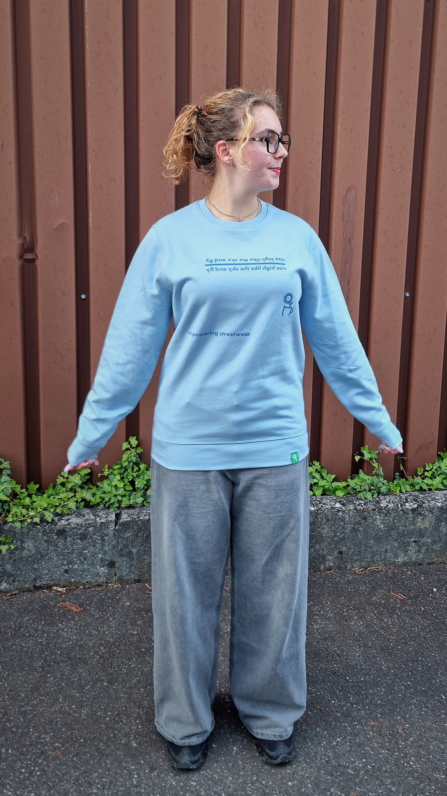 SKYBLUE CREWNECK SKY
