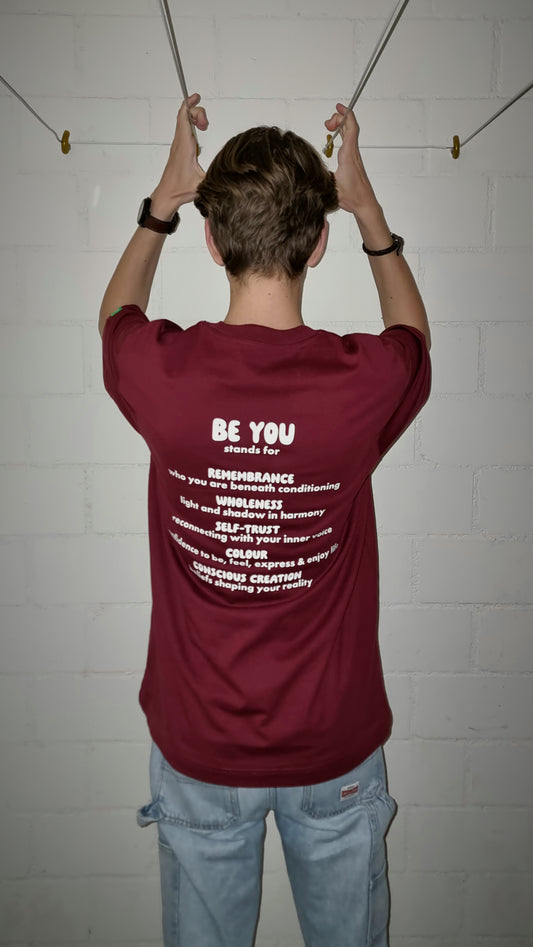 BURGUNDY T-SHIRT MANIFEST